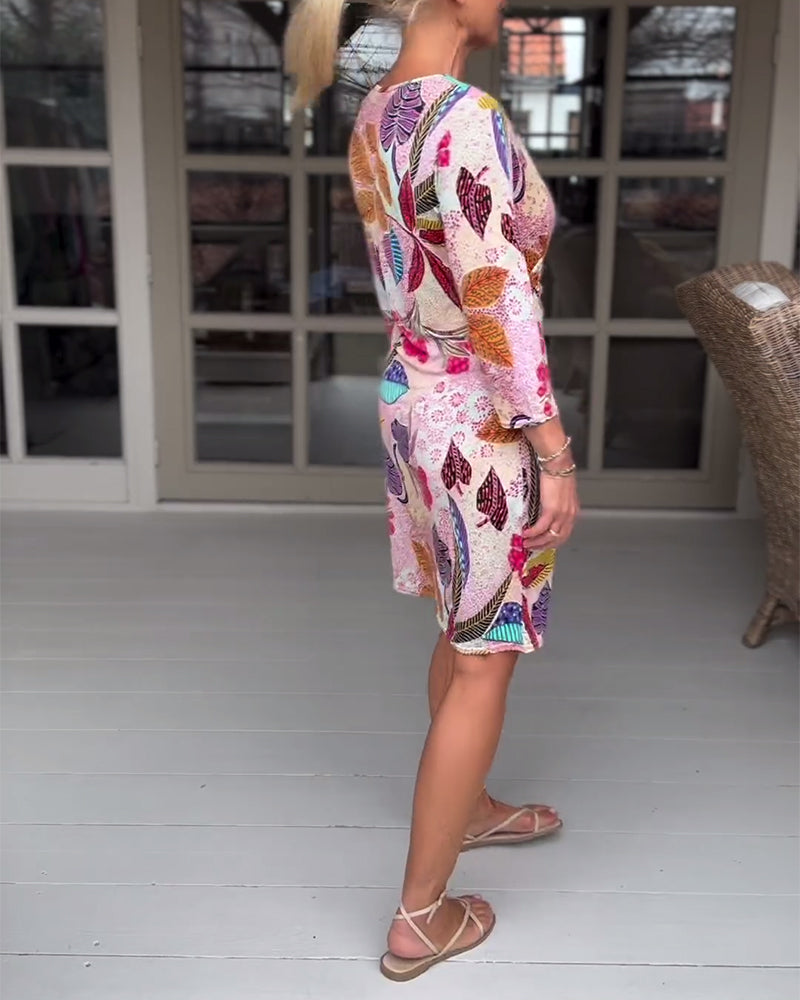 Colorful leaf pattern dress