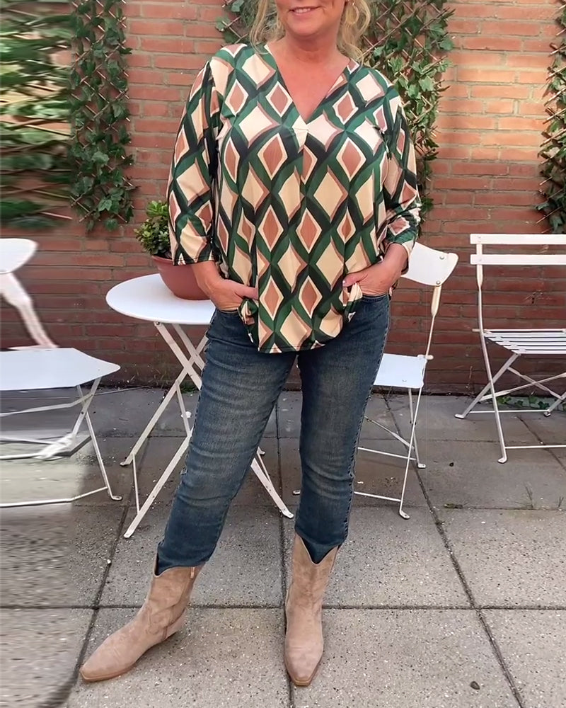 V-neck diamond print top