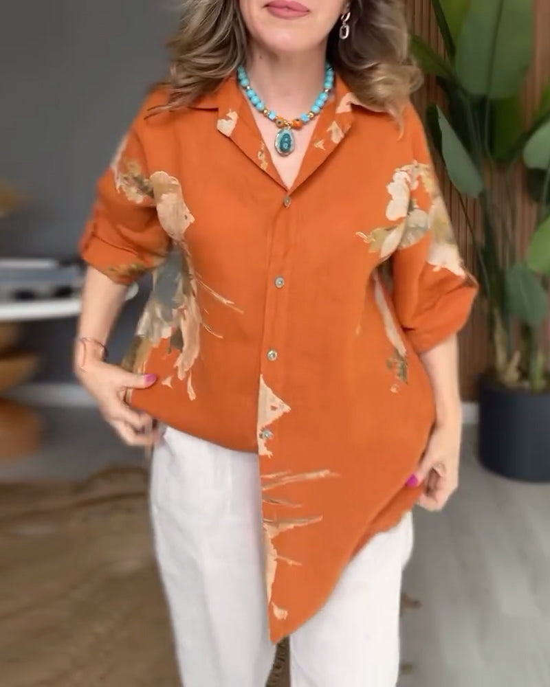 Lapel-collared button-up shirt