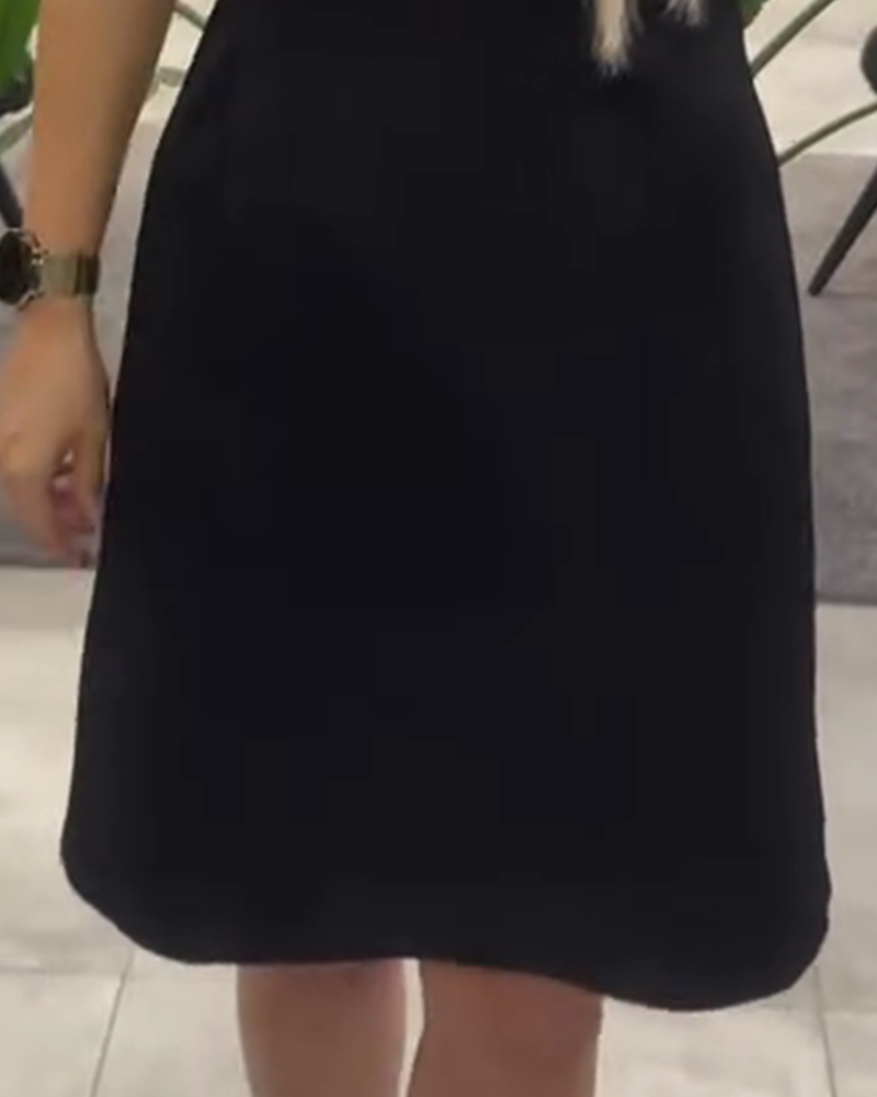 Bubble Short-Sleeved Round Neck Dress